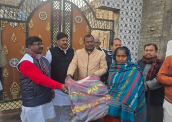 श्रद्धा, सेवा और संस्कार का संगम: माता शकुंतला देवी की प्रथम पुण्यतिथि पर गरिमामयी आयोजन, कंबल वितरण से झलकी मानवता