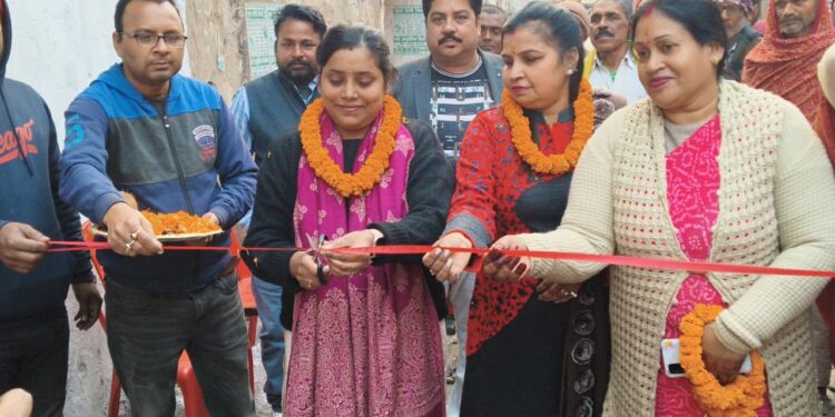 वार्ड संख्या–16 में वर्षों पुरानी जलजमाव समस्या के स्थायी समाधान की दिशा में बड़ा कदम, ₹22.82 लाख की लागत से आर.सी.सी. नाला निर्माण कार्य का शुभारंभ, नगर सभापति अर्चना कुमारी ने विकास कार्यों को दी नई रफ्तार