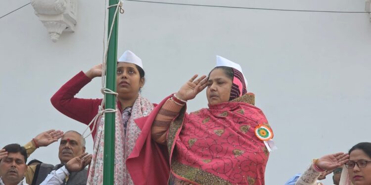 खगड़िया नगर परिषद में ऐतिहासिक गणतंत्र उत्सव — तिरंगे की शान के साथ गूंजा विकास, पारदर्शिता और जवाबदेह शासन का संकल्प; नगर सभापति अर्चना कुमारी के नेतृत्व में अनुशासन, राष्ट्रभक्ति और जनसेवा का भव्य प्रदर्शन