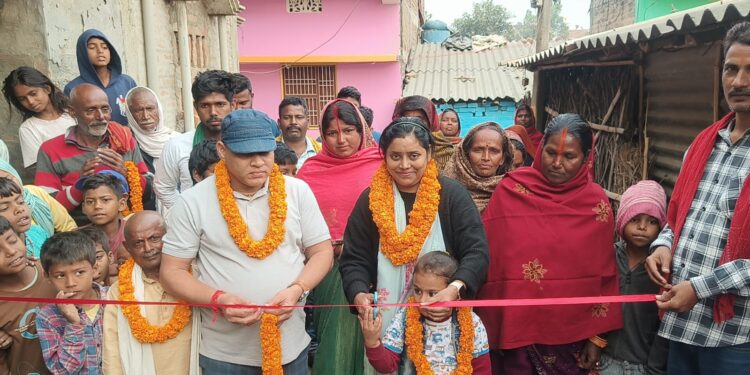 खगड़िया नगर परिषद में विकास की ऐतिहासिक रफ्तार: करीब 20 लाख की लागत से वार्ड 34 और 28 में दो प्रमुख सड़कों का उद्घाटन, वर्षों पुरानी आवागमन समस्या से लोगों को मिली बड़ी राहत