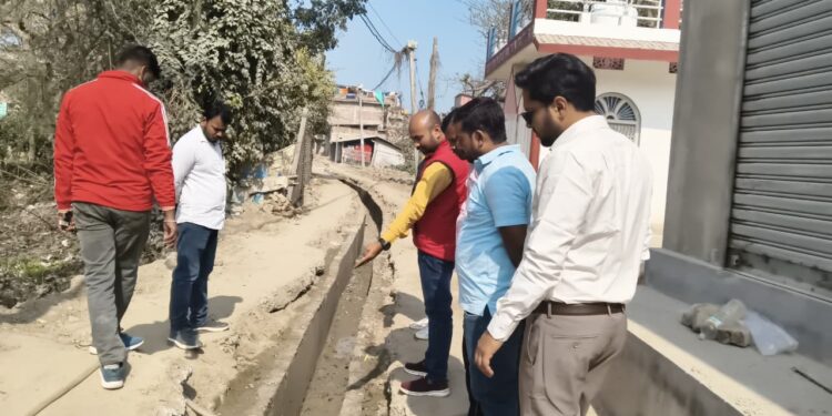 खगड़िया नगर परिषद के विभिन्न वार्डों में विकास कार्यों की विस्तृत समीक्षा, नगर सभापति प्रतिनिधि ज्योतिष मिश्रा द्वारा निरीक्षण