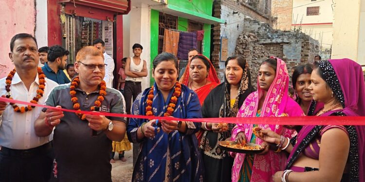 खगड़िया में तेज़ रफ्तार विकास: नगर सभापति अर्चना कुमारी ने वार्ड-23 को दी सड़क-नाला और जल सुविधा की सौगात