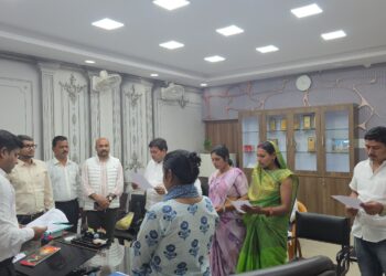 नगर परिषद खगड़िया में प्रशासनिक सुधार की बड़ी पहल: निष्क्रिय सदस्यों पर सख्त कार्रवाई, नई सशक्त स्थायी समिति की शपथ के साथ जवाबदेही, पारदर्शिता और तेज़ विकास की दिशा में ऐतिहासिक कदम