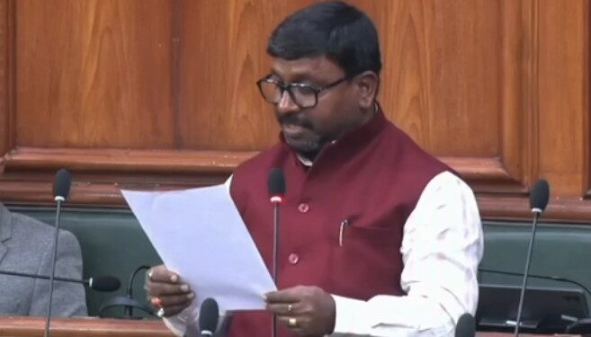 हर बरसात में डूबता शहर — अब विधानसभा से निकलेगा समाधान?” खगड़िया की पीड़ा पर सदन में गरजे विधायक