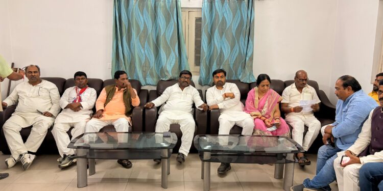 सीएम नीतीश की समृद्धि यात्रा को लेकर खगड़िया में एनडीए का मंथन, कार्यक्रम को ऐतिहासिक बनाने की तैयारी