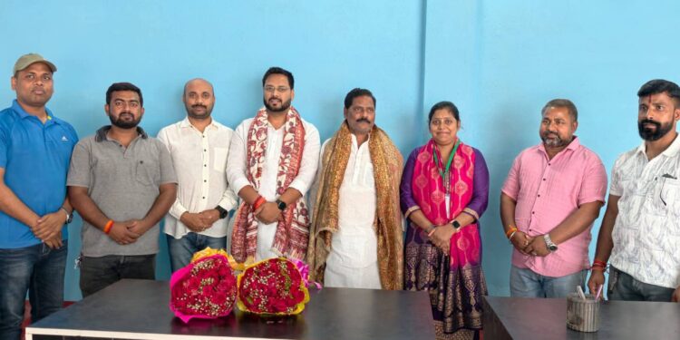 खगड़िया में शिक्षा के मंच पर जुटे जनप्रतिनिधि – कोशी साइंस क्लासेस में विधायक रामचंद्र सदा का भव्य स्वागत