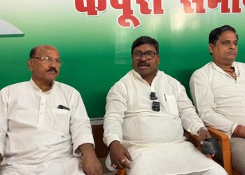 विधायक बबलू कुमार मंडल का सख्त रुख: बेमौसम बारिश से खगड़िया में रबी फसल तबाह, मक्का-गेहूं-सरसों के साथ आम-लीची को भारी नुकसान, किसानों के लिए तुरंत मुआवजा और बटेदारों को हक देने की मांग