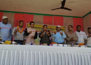 खगड़िया में सभापति अर्चना कुमारी की अगुवाई में ऐतिहासिक पहल: बांझपन निवारण शिविर से पशुपालकों को मुफ्त इलाज और विशेषज्ञ परामर्श, बढ़ेगी पशुओं की उत्पादकता, दूध उत्पादन में होगा इजाफा और किसानों की आय को मिलेगा बड़ा सहारा