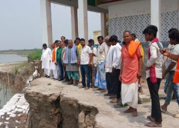 बागमती का कहर: संकट में ‘बड़ी मां कात्यायनी शक्तिपीठ’, विधायक बबलू कुमार मंडल ने संभाली कमान