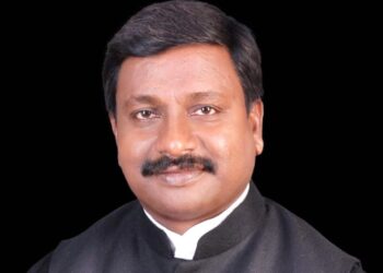 खगड़िया में जलजमाव और बागमती नदी–गंगा नदी के भीषण कटाव से खेती, जनजीवन और धार्मिक स्थल संकट में: बबलू कुमार मंडल ने जल संसाधन मंत्री से मिलकर तटबंध, स्लुइश गेट निर्माण और व्यापक कटाव रोधी कार्यों पर त्वरित कार्रवाई की उठाई मांग