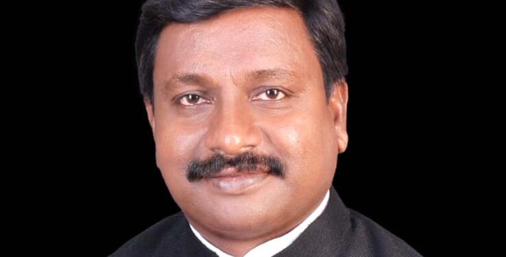 खगड़िया में जलजमाव और बागमती नदी–गंगा नदी के भीषण कटाव से खेती, जनजीवन और धार्मिक स्थल संकट में: बबलू कुमार मंडल ने जल संसाधन मंत्री से मिलकर तटबंध, स्लुइश गेट निर्माण और व्यापक कटाव रोधी कार्यों पर त्वरित कार्रवाई की उठाई मांग