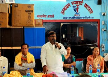 पश्चिमी ठाठा मानसी के उच्च माध्यमिक विद्यालय में प्रबंधकारिणी समिति की बैठक, कक्षाओं की कमी दूर करने का आश्वासन,शिक्षा समाज की रीढ़, विद्यालयों के विकास में कोई कमी नहीं रहने दी जाएगी: विधायक बबलू मंडल