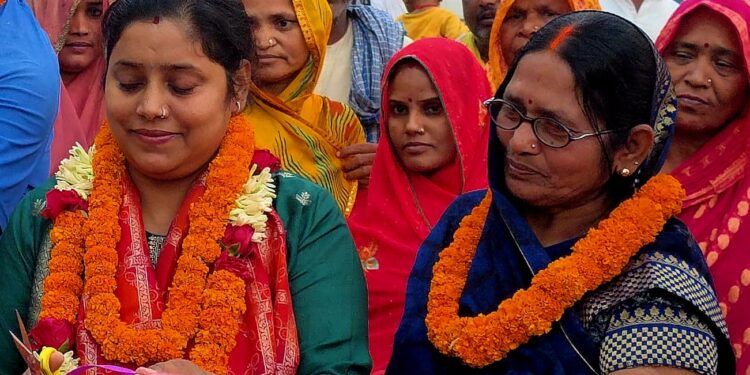 खगड़िया में विकास की नई इबारत: वार्ड-39 को मिली 23 लाख रुपये की अत्याधुनिक आरसीसी नाले की सौगात, नगर सभापति अर्चना कुमारी ने किया भव्य उद्घाटन, वर्षों पुरानी जलजमाव और गंदगी की समस्या के समाधान की दिशा में बड़ा ऐतिहासिक कदम