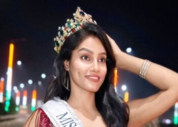 “खगड़िया की मिट्टी से निकली सुनहरी चमक ने पटना के मंच पर लिखा इतिहास: रुपाली भूषण बनीं ‘मिस यूनिवर्स बिहार 2026’—गांव की साधारण बेटी ने आत्मविश्वास, प्रतिभा और कड़ी मेहनत के दम पर जीता ताज, पूरे बिहार को किया गौरवान्वित, बेटियों के सपनों को दी नई उड़ान और छोटे शहरों की प्रतिभा को दिलाई राष्ट्रीय पहचान