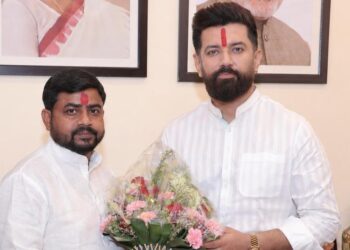 खगड़िया की जनता की आवाज़ लेकर दिल्ली पहुंचे लोजपा (रामविलास) के जिलाध्यक्ष मनीष कुमार उर्फ़ नाटा सिंह, राष्ट्रीय अध्यक्ष चिराग पासवान से हुई ऐतिहासिक मुलाकात; विकास, संगठन और जनहित के मुद्दों पर हुई व्यापक चर्चा”