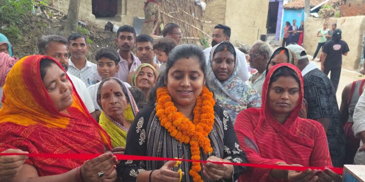 खगड़िया में विकास की एक और बड़ी सौगात: नगर सभापति अर्चना कुमारी ने कोठिया के ऐतिहासिक ठाकुर बैठका परिसर में 8.35 लाख रुपये की लागत से निर्मित भव्य चबूतरे का किया उद्घाटन, सामाजिक, धार्मिक एवं सांस्कृतिक गतिविधियों को मिलेगा नया मंच
