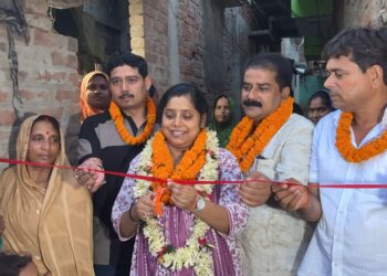 ऐतिहासिक क्षण! खगड़िया में विकास का महा-धमाका: नगर सभापति अर्चना कुमारी ने किया ₹16.36 लाख की आरसीसी नाला और पीसीसी सड़क का भव्य उद्घाटन; अब घुटने भर पानी और कीचड़ से मिलेगी हमेशा के लिए मुक्ति