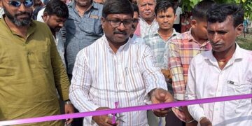 खगड़िया: वर्षों की परेशानी पर लगा विराम! विधायक बबलू कुमार मंडल ने अपने निजी कोष से बनवाया खोनमा धार पर पीपा पुल, किसानों, छात्र-छात्राओं और हजारों ग्रामीणों को मिली बड़ी राहत, अब स्थायी पुल निर्माण को लेकर भी तेज हुई पहल