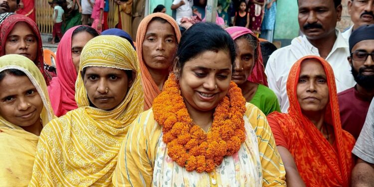 खगड़िया नगर परिषद का बड़ा विकास धमाका: पूर्वी हरदासचक को मिली ₹34.95 लाख की मेगा सौगात, नगर सभापति अर्चना कुमारी ने किया दो बड़ी योजनाओं का लोकार्पण, वार्ड-37 में शुरू हुआ बदलाव का नया दौर