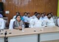 खगड़िया सदर पंचायत समिति की बैठक में विधायक बबलू मंडल का दिखा सख्त तेवर,विकास योजनाओं की बारीकी से की समीक्षा; हर पंचायत में नल-जल की नियमित आपूर्ति सुनिश्चित करने का निर्देश,जर्जर सड़कों की मरम्मत में तेजी लाने पर जोर,भदास सड़क का काम जल्द शुरू कराने का दिया भरोसा; बिजली संकट और नीचे लटके तारों को लेकर भी अधिकारियों को तत्काल दुरुस्ती का फरमान